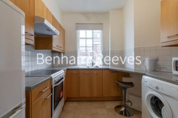 1  bedroom flat to rent in Troy Court, Kensington High Street, W8-image 2