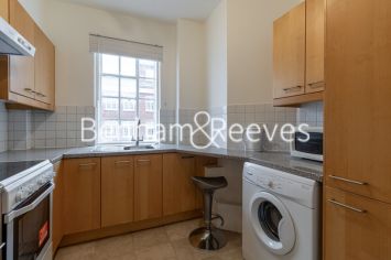 1  bedroom flat to rent in Troy Court, Kensington High Street, W8-image 14