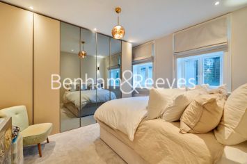 image 5  bedrooms flat to rent in Abingdon Court, Kensington, W8-image 9