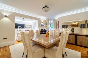 image 5  bedrooms flat to rent in Abingdon Court, Kensington, W8-image 14