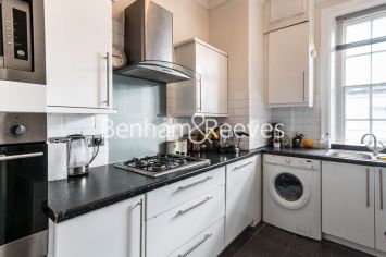 3 bedrooms flat to rent in Pitt Street, Kensington, W8-image 2