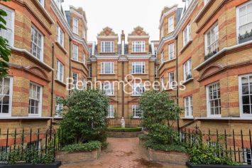 3 bedrooms flat to rent in Pitt Street, Kensington, W8-image 16