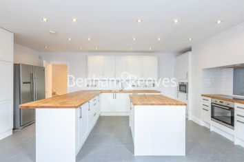 4  bedrooms house to rent in Abingdon Court, Abingdon Villas, W8-image 8