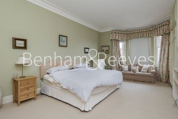 1  bedroom flat to rent in Durward House, Kensington Court, W8-image 4