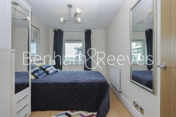 image 2  bedrooms flat to rent in Warwick Road, West Kensington, W14-image 15