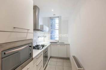 2 bedrooms flat to rent in Nevern Square, Earls Court, SW5-image 2