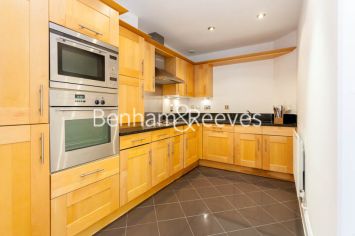 2  bedrooms flat to rent in Warren House, West Kensington, W14-image 2