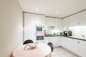 2 bedrooms flat to rent in Consort Court, Kensington, W8-image 2
