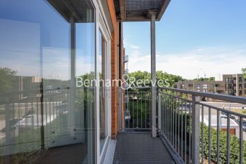 Studio flat to rent in Boulevard Drive, Colindale, NW9-image 4