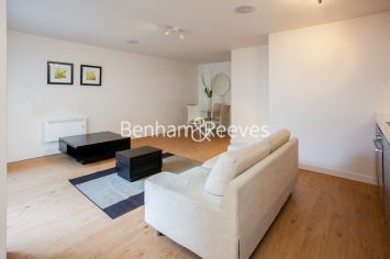1  bedroom flat to rent in Beaufort Park, Colindale, NW9-image 11