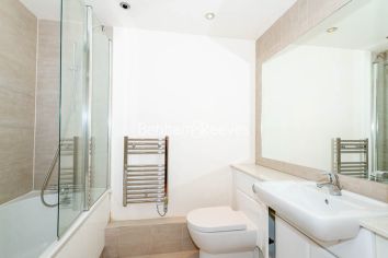 2 bedrooms flat to rent in Aerodrome Road, Colindale, NW9-image 4