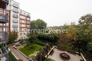 Studio flat to rent in Aerodrome Road, Colindale, NW9-image 10