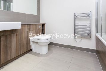 1  bedroom flat to rent in East Drive, Collindale, NW9-image 3
