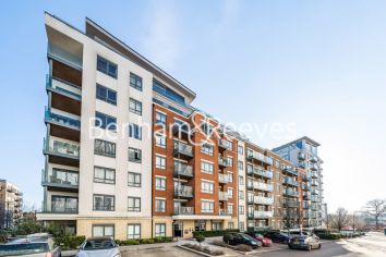 2  bedrooms flat to rent in Empire House, Colindale, NW9-image 6
