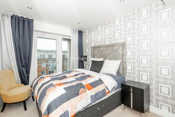 3  bedrooms flat to rent in Boulevard Drive, Colindale, NW9-image 6
