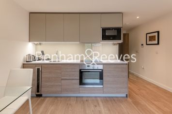 Studio flat to rent in Beaufort Square, Beaufort Park, NW9-image 7