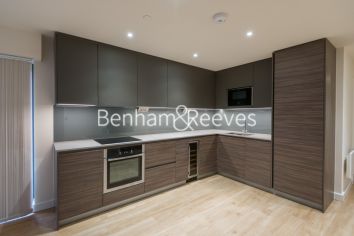 image 2  bedrooms flat to rent in Beaufort Square, Colindale, NW9-image 2