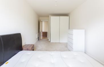 2  bedrooms flat to rent in Beaufort Square, Colindale, NW9-image 8