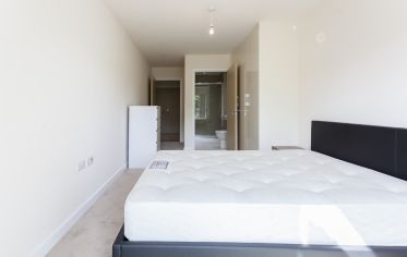 2  bedrooms flat to rent in Beaufort Square, Colindale, NW9-image 12