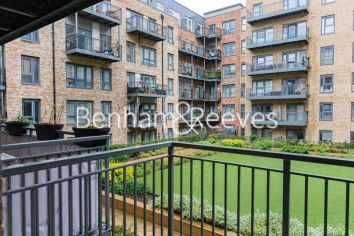 1  bedroom flat to rent in Beaufort Square, Colindale, NW9-image 12