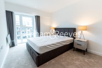 1  bedroom flat to rent in Fairbank House, Beaufort Square, NW9-image 4