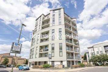 2 bedrooms flat to rent in Acklington Drive, Beaufort Park, NW9-image 1