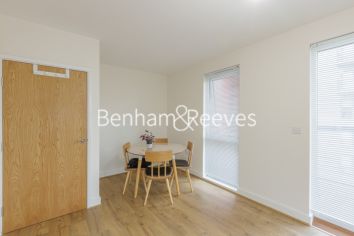 2  bedrooms flat to rent in Guardian Avenue, Pulse Edition, NW9-image 3