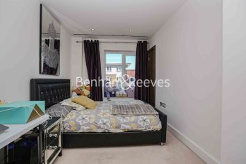 3  bedrooms flat to rent in Boulevard Drive, Colindale, NW9-image 15