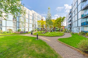 2  bedrooms flat to rent in Conrad Court, Needleman Close, NW9-image 6