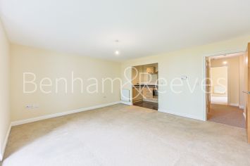 2  bedrooms flat to rent in Conrad Court, Needleman Close, NW9-image 8
