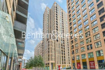 2  bedrooms flat to rent in Sanday Drive, Colindale Gardens, NW9-image 7