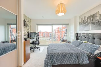 image 3  bedrooms flat to rent in Thonrey Close, Colindale Gardens, NW9-image 9