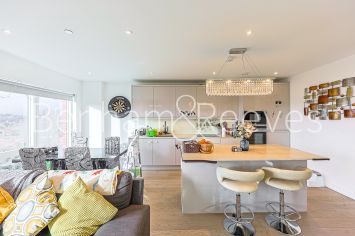 image 3  bedrooms flat to rent in Thonrey Close, Colindale Gardens, NW9-image 12