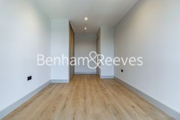 image 1  bedroom flat to rent in Duxford Tower, East Drive, NW9-image 9