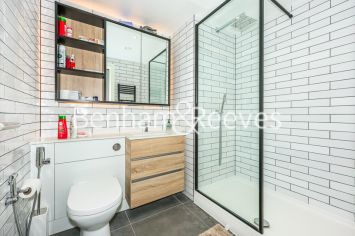 image 3  bedrooms flat to rent in Beaufort Square, Beaufort Park, NW9-image 14