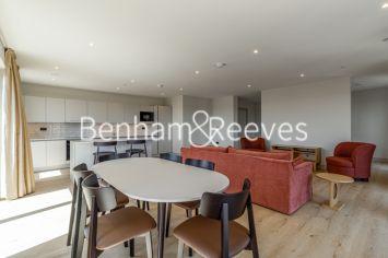 image 3  bedrooms flat to rent in Duxford Tower, East Drive, NW9-image 3