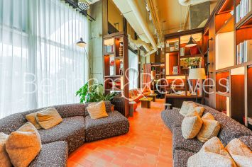 image 3  bedrooms flat to rent in Duxford Tower, East Drive, NW9-image 29