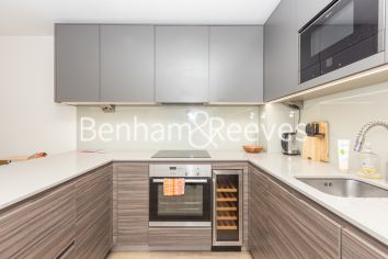 image 1  bedroom flat to rent in East Drive, Beaufort Park, NW9-image 2