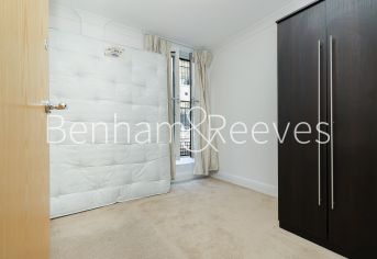 2  bedrooms flat to rent in Pilgrims Court, Carthusian Street, EC1M-image 11