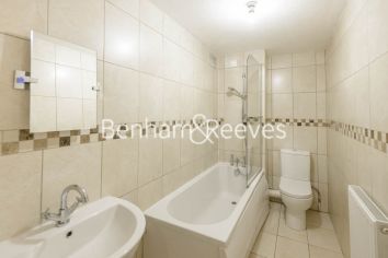 image 2  bedrooms flat to rent in Shire House, Lamb’s Passage, EC1Y-image 3
