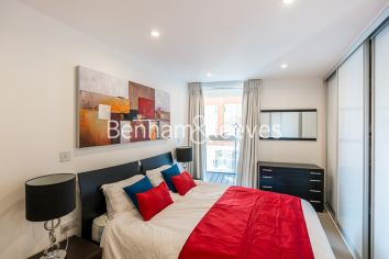 2  bedrooms flat to rent in Dance Square, City, EC1V-image 7