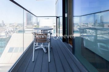 Studio flat to rent in The Heron, Moor Lane, EC2Y-image 5