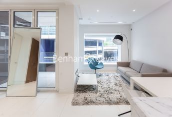 1  bedroom flat to rent in Sugar Quay, Water Lane, EC3R-image 1