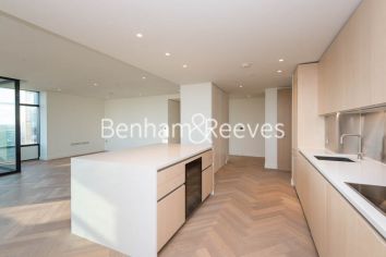 3 bedrooms flat to rent in Principal Tower, City, EC2A-image 13