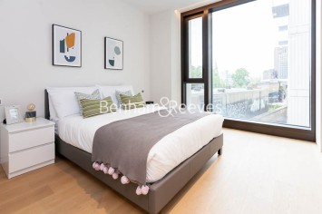 2 bedrooms flat to rent in Casson Square, Southbank Place, SE1-image 4