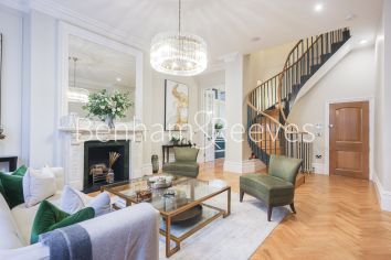 3  bedrooms flat to rent in Henrietta Steet, Covent Garden, WC2E-image 18