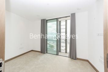 3 bedrooms flat to rent in One Blackfriars Road, City, SE1-image 3