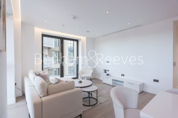 3  bedrooms flat to rent in Manuscript Cout, Postmark, WC1X-image 18