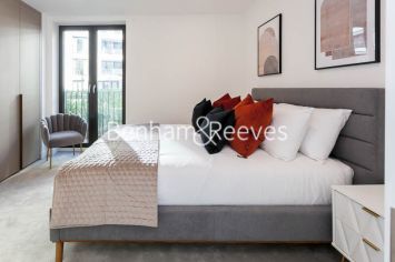 2 bedrooms flat to rent in Gorsuch Place, Nine Elms, E2-image 3