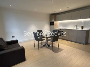 1 bedroom flat to rent in Canalside Square, Islington, N1-image 1